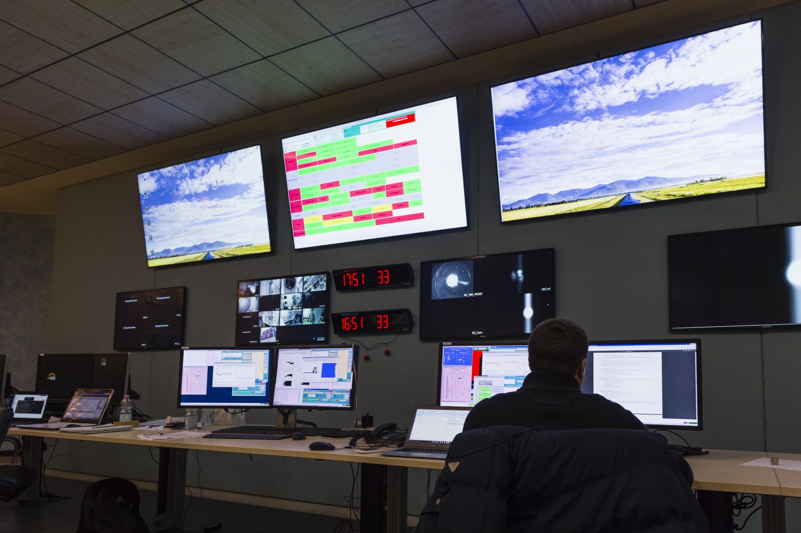 Advanced Virgo control room (January 2016)